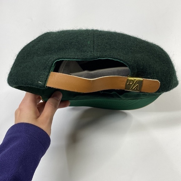 Vintage Designer Award "Old Gold" Green Wool Hat - Picture 4 of 8